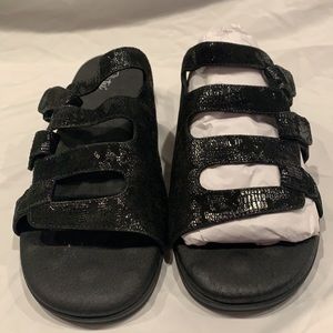 Elite Walking Cradles Vita Black Sandals NWT